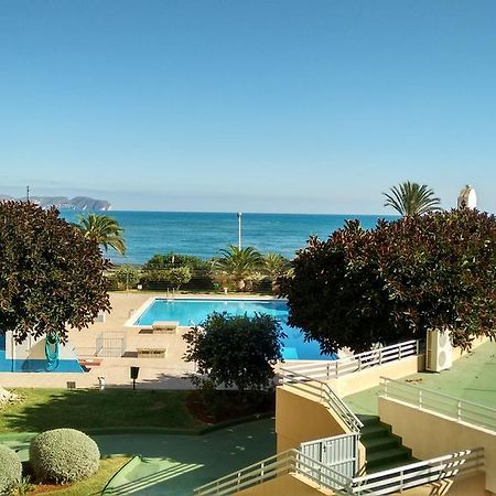 Sea Front Voramar Apartment Calp Zimmer foto